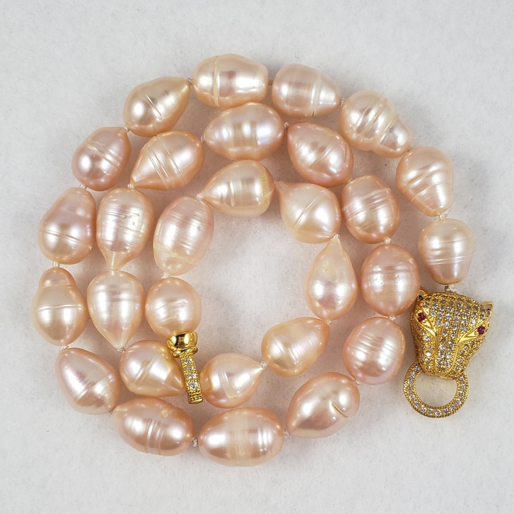 REAL - 11mm Peach Pearl Necklace - Picture 3 of 6